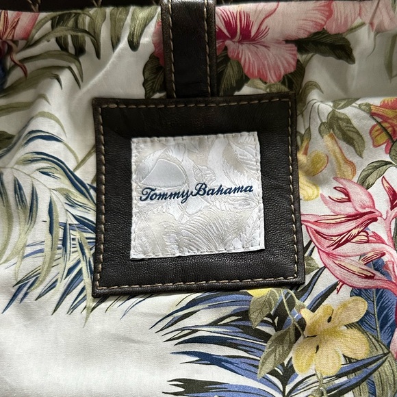 Tommy Bahama Men’s Rocker Highway Leather Jacket- Size Small - Picture 4 of 8